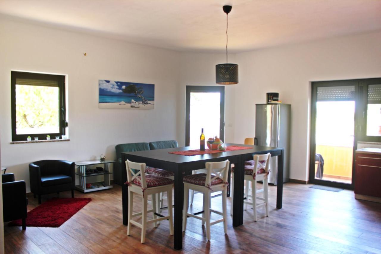 Haus Sunset Apartment Pomer Exterior foto